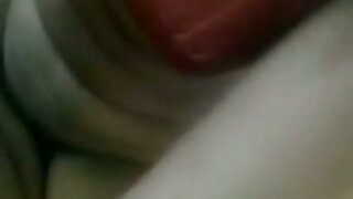 Молоденька брюнетка милашка безкоштовно відео секс Зайда Джей пісяє у відро і смокче член