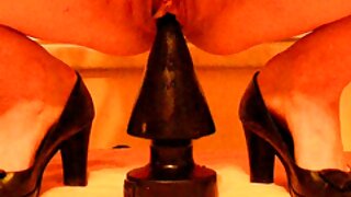Хтива еротичне відео безплатно негритянка-вболівальниця трахкає в свою гарячу вагіну ззаду