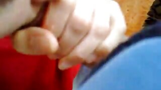 Неслухняна азіатка роздягається і ніжно пестить пальцями свою порно відео аніме волохату кицьку