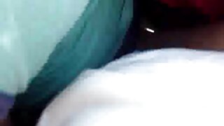 Спокуслива і пухленька брюнетка Алексіс Грейс скаче подивитися відео порно верхи на жорсткому члені