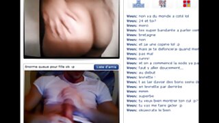 Дві розпусні подружки задовольняють компанію хтивих відео про порно шпильок