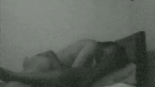Бліда порно фото відео пишногруда світловолоса ципочка божеволіє від радості, скачучи на члені зверху