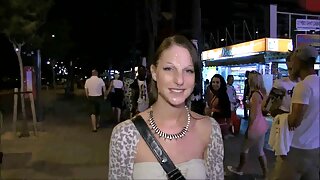 Розпусна красуня Бьянка Даггер дарує своєму коханцеві кращий мастурбує порновечірки в його житті